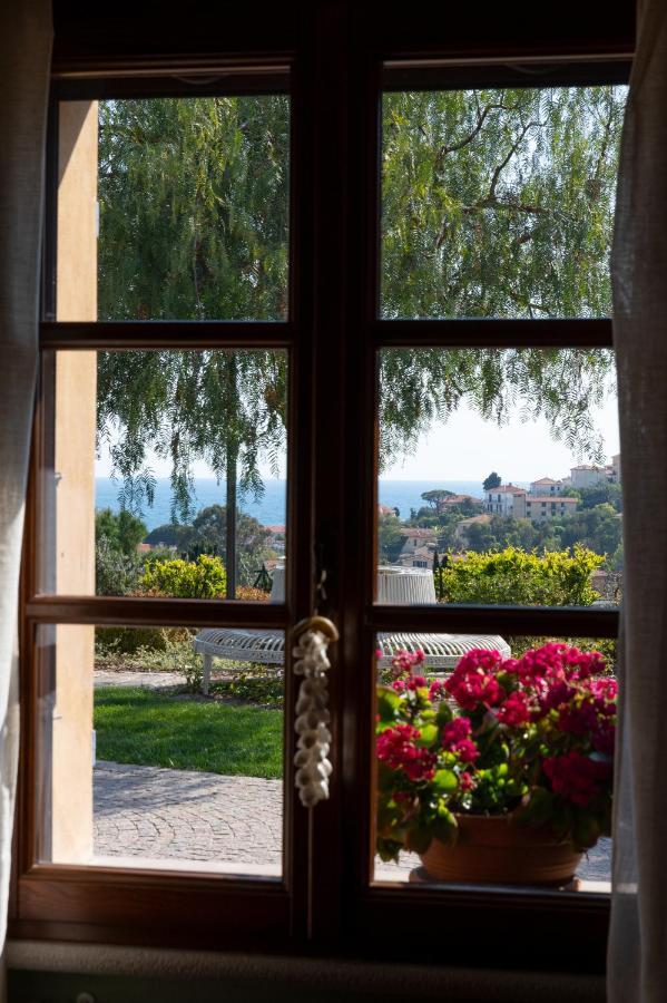 Villa Rosmarino Imperia Esterno foto