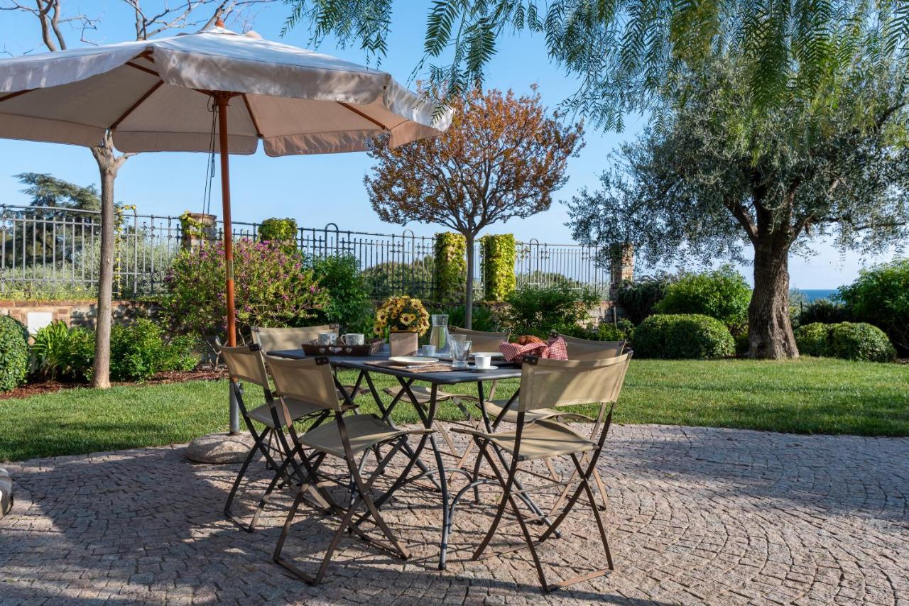 Villa Rosmarino Imperia Esterno foto